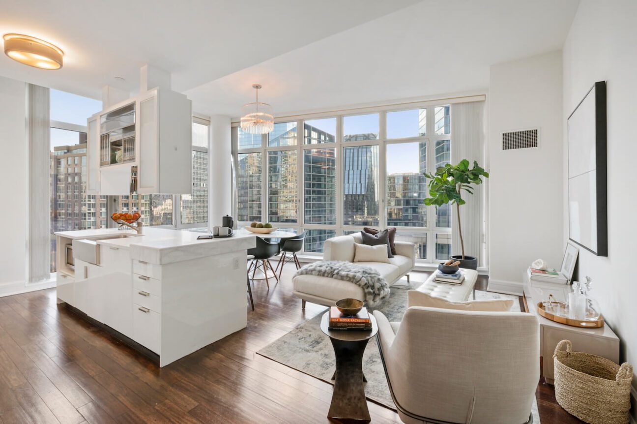 Popstaging Riverside Llc 60 Riverside Boulevard — studio D Home Staging